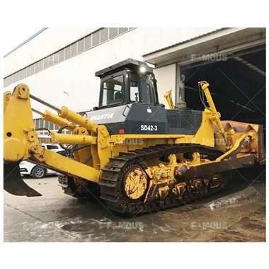 Máy ủi gắn bánh xích